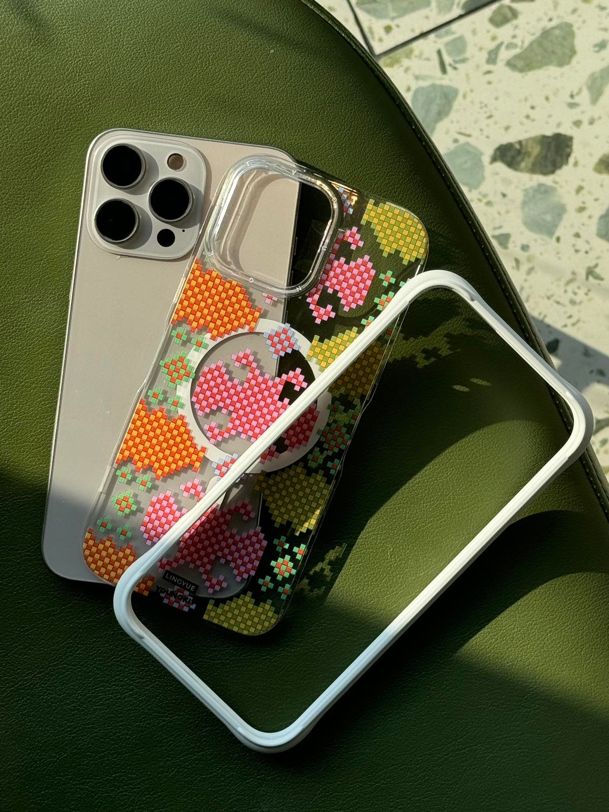 #color_Vivid Bloom,Vivid Bloom（Backplate）