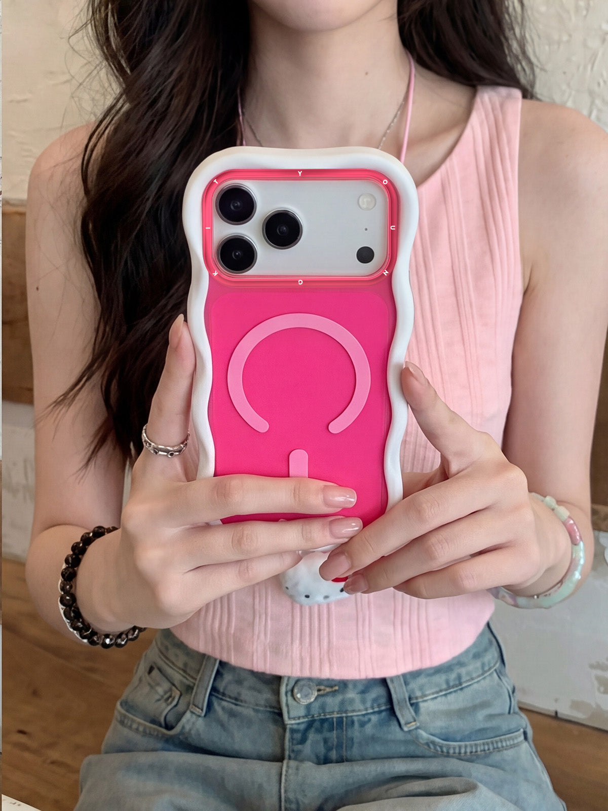 #color_pink & White