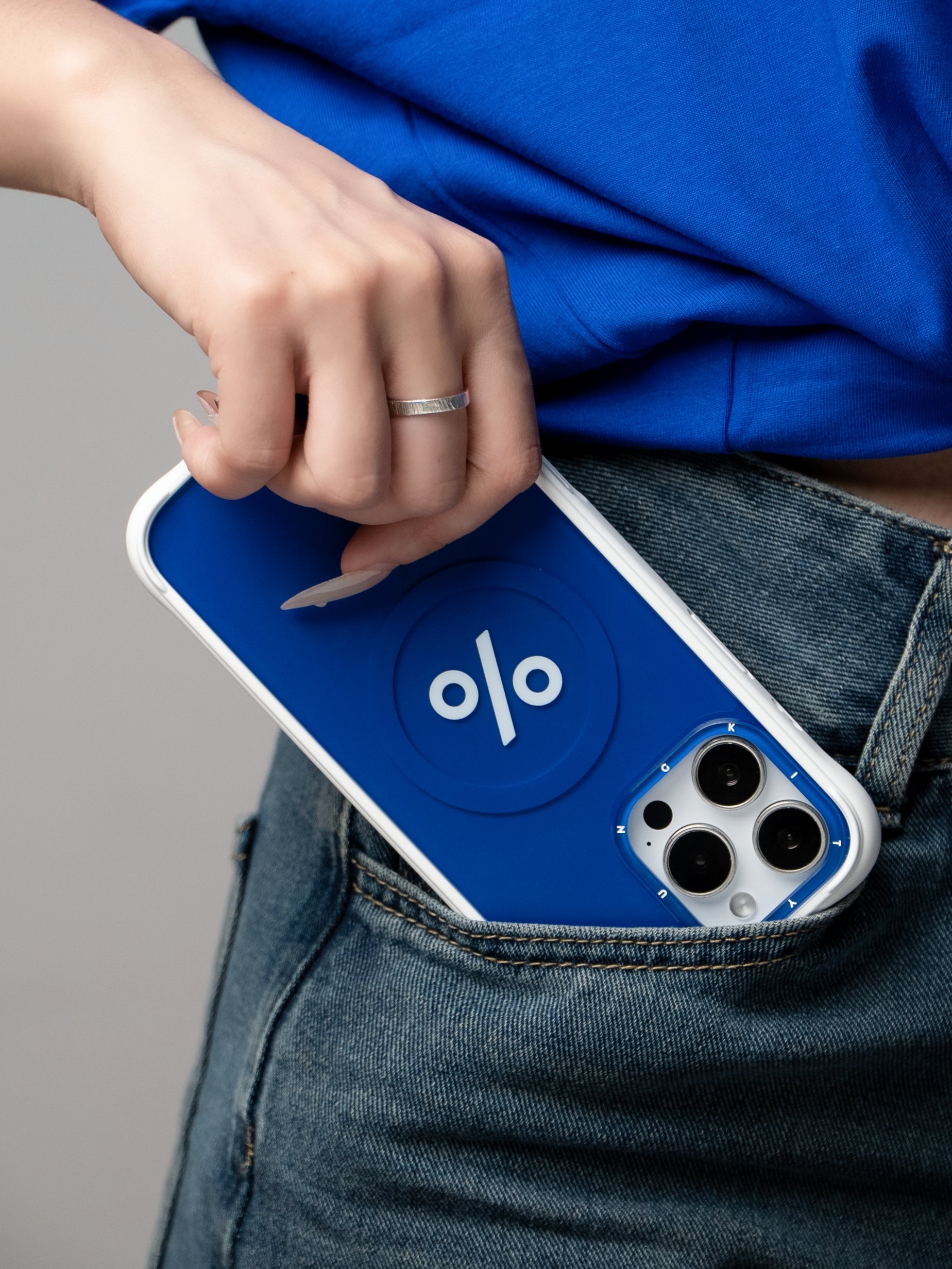 #color_Blue（Backplate）,Blue