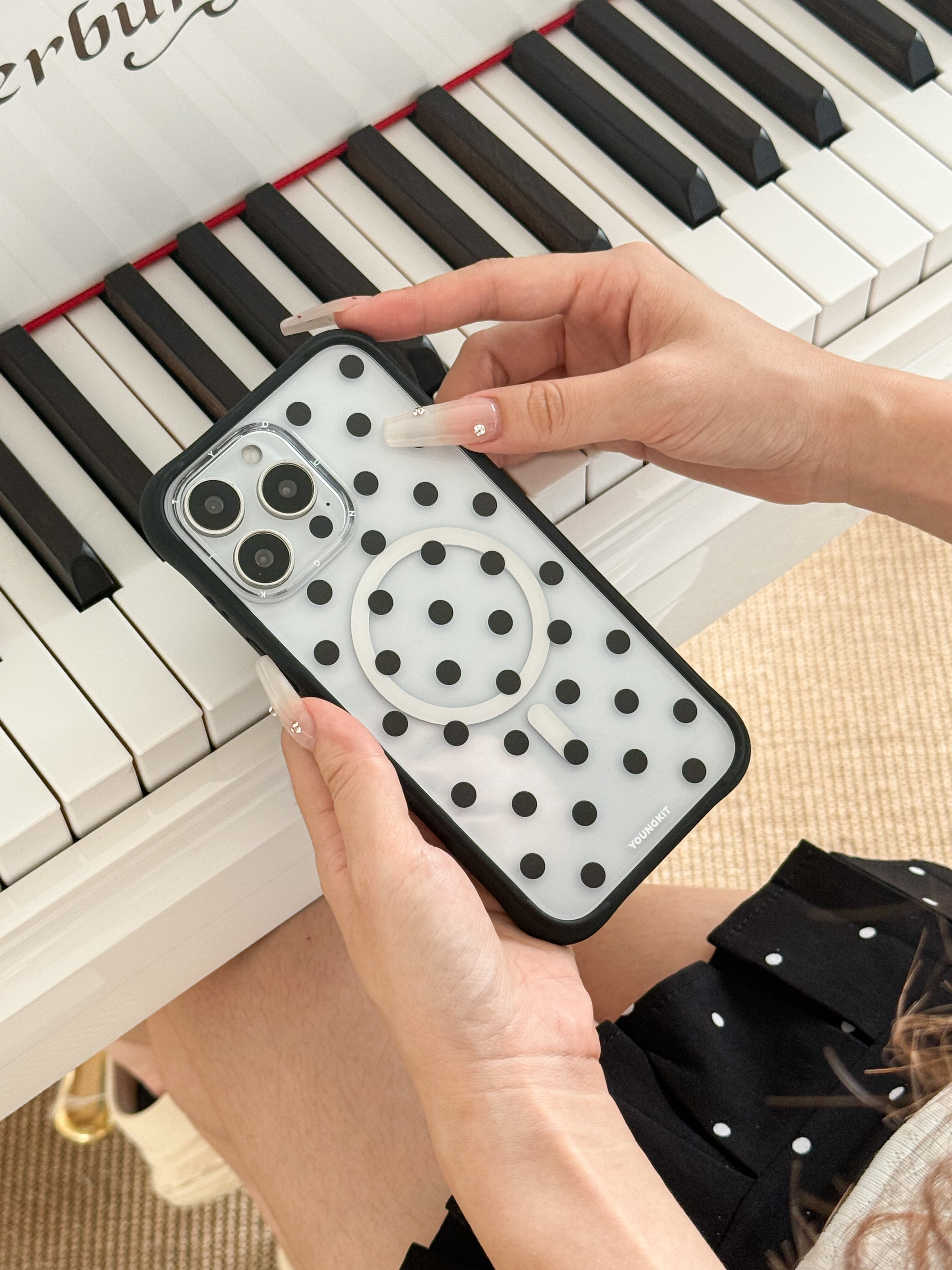 #color_Black,Black（Backplate）,Black for iPhone 17（Backplate）,Black for iPhone 17