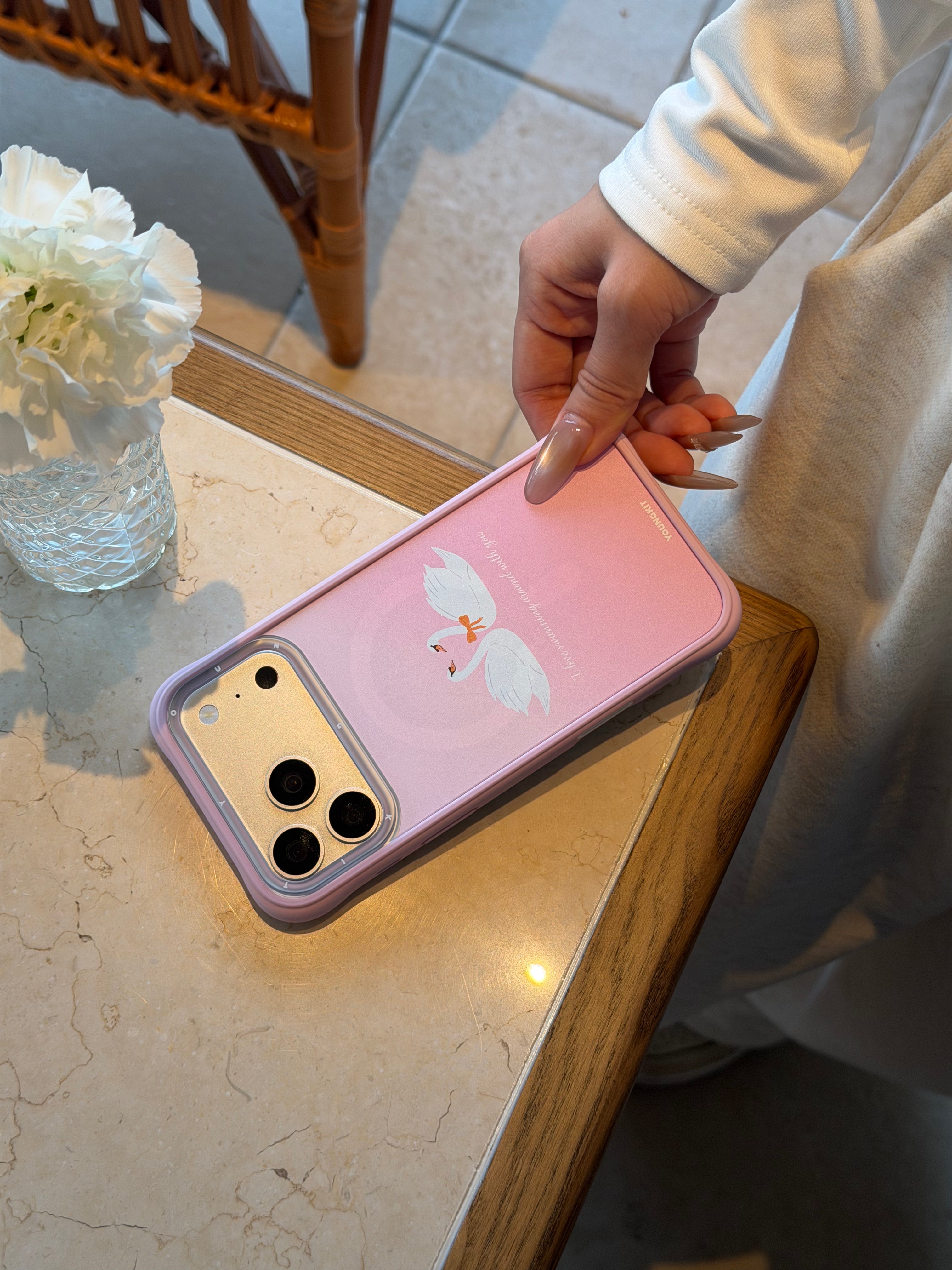 #color_Swan（Backplate）,Swan