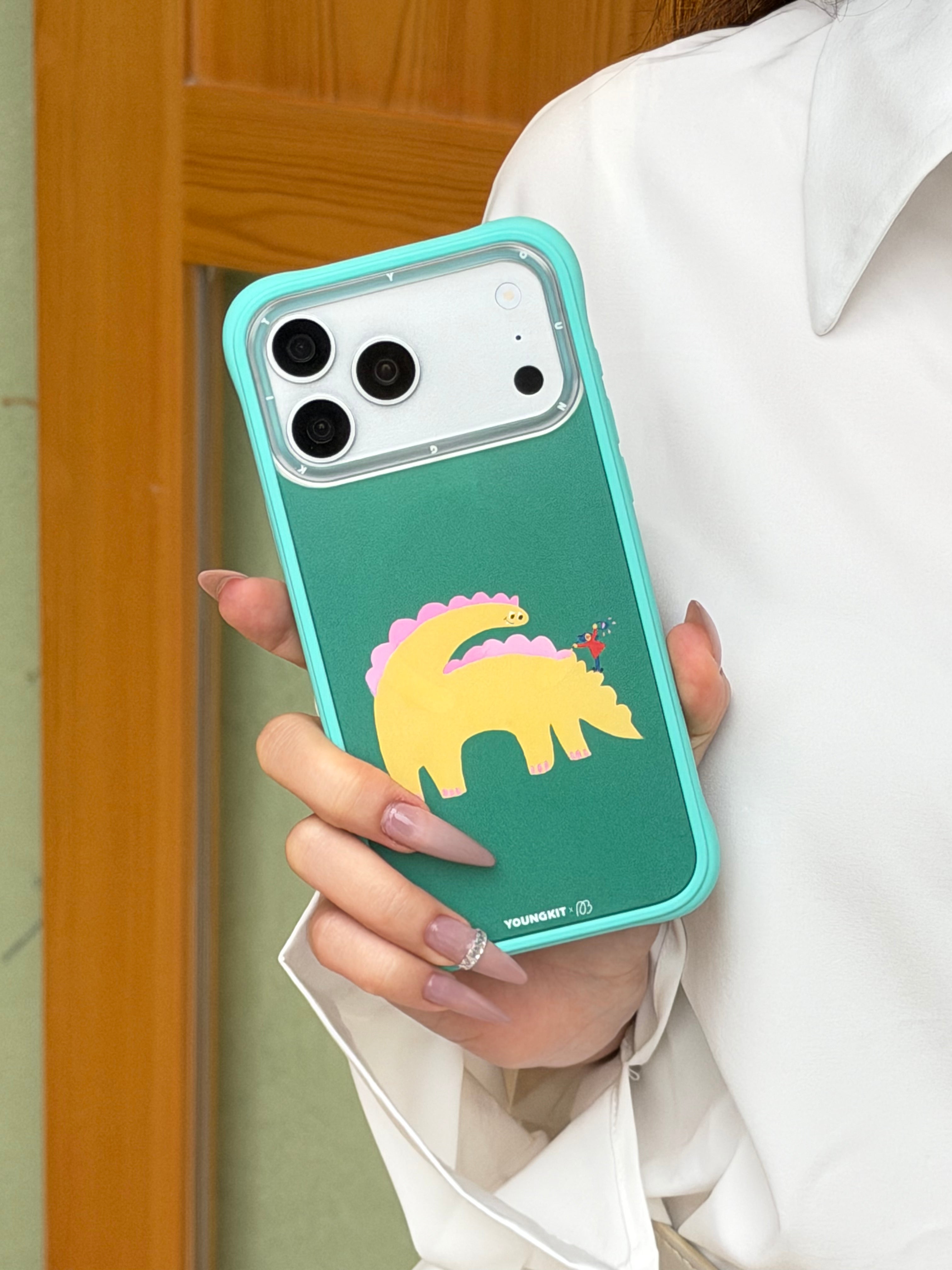 #color_Dino（Backplate）,Dino（Blue）,Dino（green）